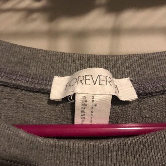 Forever 21 Sweater - Picture 1 of 2